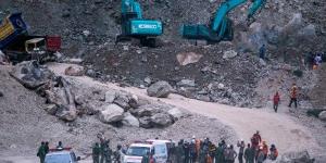 انهيار صخري في إندونيسيا يتسبب في مقتل 13 شخصا - الكويت الاخباري
