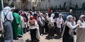 طلاب الاعدادية بالفيوم: اللغة العربية والدين فى مستوى الطالب العادى والبوكليت أفضل من الأمتحان العادى - الكويت الاخباري