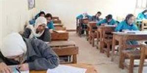 تأجيل امتحان الجبر والإحصاء بأسيوط إلى يوم الأربعاء بعد تسريبه - الكويت الاخباري