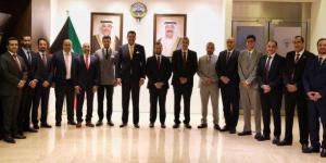 وزير الدفاع يشيد بجهود البعثة الدبلوماسية الكويتية لدى سنغافورة ودورها في تعزيز التعاون المشترك - الكويت الاخباري