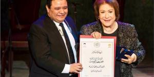 خالد جلال ينعي سميحة أيوب بكلمات مؤثرة - الكويت الاخباري