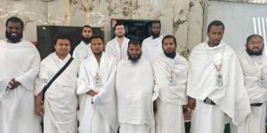 200 طالب وطالبة من طلاب المنح الدَّوليِّين بجامعة أمِّ القُرى يؤدُّون فريضة الحجّ - الكويت الاخباري