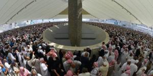 الحجاج يؤدون أعمال يوم النحر برمي الجمرات والطواف .. بث مباشر - الكويت الاخباري