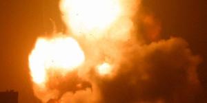 إجلاء 12 جنديًا إسرائيليًا بعد وقوع انفجار كبير استهدف قوة إسرائيلية في خان يونس - الكويت الاخباري