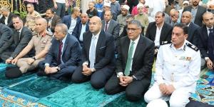 محافظ الجيزة يؤدي صلاة عيد الأضحى المبارك بساحة مسجد مصطفى محمود - الكويت الاخباري