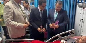 محافظ القليوبية ورئيس جامعة بنها يشاركان المرضى فرحة العيد بالمستشفى الجامعي - الكويت الاخباري