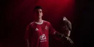بالفيديو .. الأهلي يقدم زيزو للجماهير - الكويت الاخباري