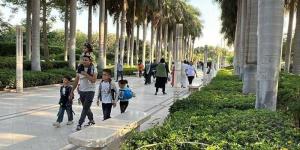 حديقة الأزهر تشهد إقبالًا كثيفًا في ثاني أيام العيد - الكويت الاخباري