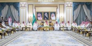 الأمير عبدالعزيز بن سعود يلتقي كبار مسؤولي وزارة الداخلية وقادة القطاعات الأمنية وقوات أمن الحج - الكويت الاخباري