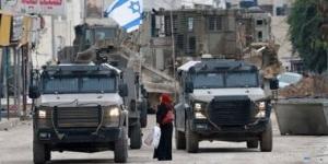 مصادر فلسطينية: الاحتلال يقتحم قرى وبلدات شمال طولكرم ويعتقل شابين - الكويت الاخباري