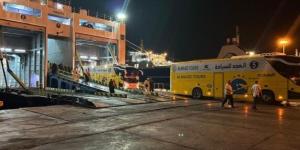 عودة أول فوج من حجاج البر عبر ميناء نويبع بإجمالي 295 حاجًا و8 باصات - الكويت الاخباري