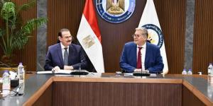 وزير البترول يتابع الموقف التنفيذي لمشروع إنتاج حامض الفوسفوريك بهضبة أبوطرطور - الكويت الاخباري