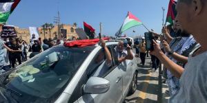 ماذا قال نشطاء "قافلة الصمود" في طريقهم من ليبيا إلى الحدود المصرية؟ - الكويت الاخباري