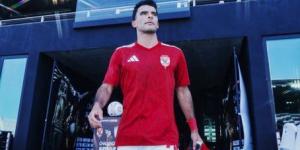 شاهد دخول مميز وتقديم عالمي لنجوم الأهلي لحظة نزولهم أرض الملعب #كأس_العالم_للأندية #مونديال_الأندية #الأهلي #كأس_العالم_للأندية2025 #الأهلي_فى المونديال - الكويت الاخباري