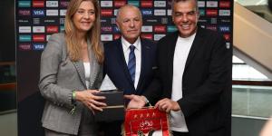 مرتجي يُجسد روح الاحترام.. تبادل دروع بين الأهلي وبالميراس قبل موقعة ميتلايف - الكويت الاخباري