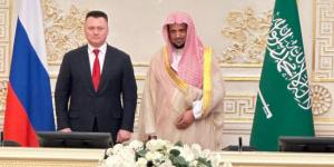 النائب العام يلتقي نظيره الروسي في سان بطرسبورغ لتعزيز التعاون العدلي وتبادل الخبرات - الكويت الاخباري