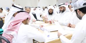 طلبة «العلمي» يختتمون اختبارات الثانوية اليوم و«الأدبي» غداً - الكويت الاخباري