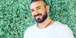 مقطورة نقل طيّرتني.. أحمد سعد يكشف تفاصيل تعرضه لحادث برفقة أسرته - الكويت الاخباري