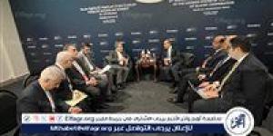 وزير الخارجية والهجرة يلتقي بنظيره الإيراني في أسطنبول - الكويت الاخباري