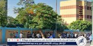 بدء توافد طلاب وطالبات الثانوية العامة على اللجان لأداء امتحان اللغة العربية بأسيوط - الكويت الاخباري
