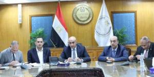 وزير التربية والتعليم يواصل متابعة غرفة عمليات امتحانات الثانوية العامة للعام الدراسي 2024/2025 - الكويت الاخباري
