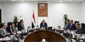 رئيس الوزراء يعقد اجتماعًا لبحث واستعراض فرص وتحديات صناعة السكر - الكويت الاخباري