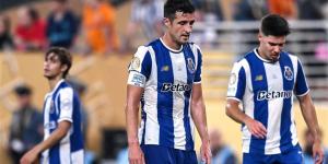 لاعب بورتو يُشيد بالأهلي فريق بارع للغاية في التحولات الهجومية #كأس_العالم_للأندية 2025   #الأهلي   #اهداف_الأهلي    #ميسي  #بالميراس  #الأهلي_بورتو  #إنتر_ميامي - وبالميراس    - الكويت الاخباري
