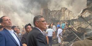 محافظ الجيزة يتابع ميدانياً جهود إطفاء حريق بمخزن دهانات بمنطقة البراجيل - الكويت الاخباري