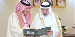 أمير نجران يطّلع على إحصائيات الخطوط السعودية بمطاري نجران وشرورة خلال العام الماضي - الكويت الاخباري