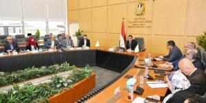 وزير الإسكان يتابع موقف توفيق الأوضاع بالأراضي المنضمة لأحوزة عددٍ من المدن الجديدة - الكويت الاخباري
