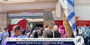 بدء توافد طلاب الثانوية العامة لدخول اللجان الامتحانية - الكويت الاخباري