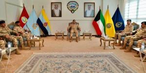 الكويت.. نائب رئيس الأركان يشيد بكفاءة ضباط دورة القيادة والأركان المشتركة - الكويت الاخباري