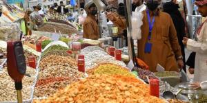 ركن البهارات والقهوة السعودية يستقطب زوار أبها للتسوق26 - الكويت الاخباري