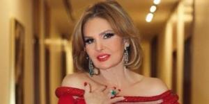 يسرا توجه رسالة لـ عادل إمام بعد ظهوره مع عائلته.. خاص - الكويت الاخباري