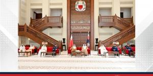 استقبل نائب وزير الداخلية ورئيس الأمن العام والمحافظين والمدراء العامين ... معالي وزير الداخلية : الأداء المهني المتميز لرجال الأمن ساهم في نجاح موسم عاشوراء - الكويت الاخباري
