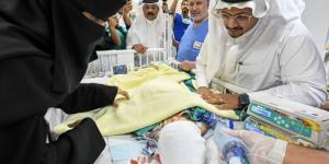 نجاح عملية فصل التوأم الملتصق السعودي يارا ولارا بعد عملية جراحية دقيقة استغرقت 12 ساعة ونصفا - الكويت الاخباري