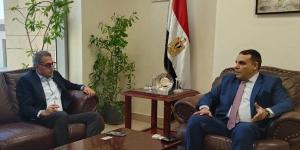 تعاون بين التمثيل التجاري والمجلس التصديري لتعزيز صادرات الملابس والمنسوجات - الكويت الاخباري