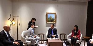 تطوير العلاقات..رئيس الوزراء يلتقي وزير الدولة للاقتصاد والصناعة الياباني - الكويت الاخباري