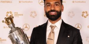 عاجل.. محمد صلاح يتجاوز أساطير اللعبة ويحصد جائزة أفضل لاعب في الدوري الإنجليزي للمرة الثالثة - الكويت الاخباري