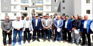وزير الإسكان يتفقد المركز التكنولوجي لخدمة المواطنين بالعبور الجديدة ويتابع موقف مشروعي ”ديارنا” و”سكن لكل المصريين” - الكويت الاخباري