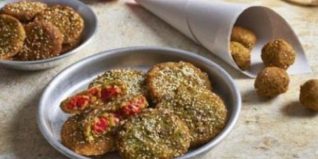 زي المطاعم.. طريقة عمل الطعمية المقرمشة - الكويت الاخباري