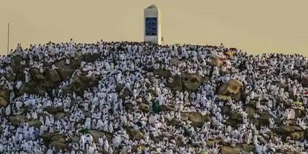 ما شروط الوقوف بعرفة؟.. الدكتور أحمد الرخ يجيب - الكويت الاخباري