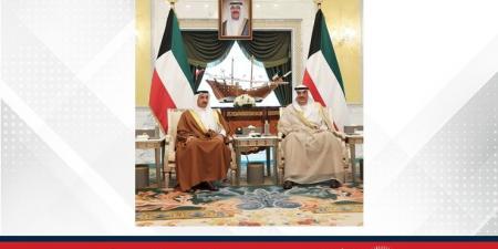 ولي عهد دولة الكويت يستقبل وزير المواصلات والاتصالات - الكويت الاخباري