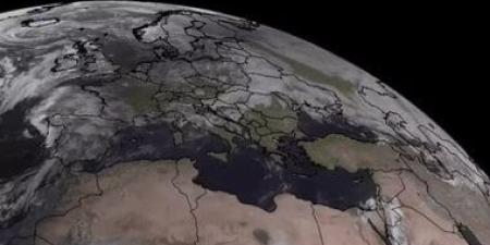 باحثون: مجموعة كاملة من الأقمار الصغيرة قد تكون مختبئة بالقرب من الأرض - الكويت الاخباري