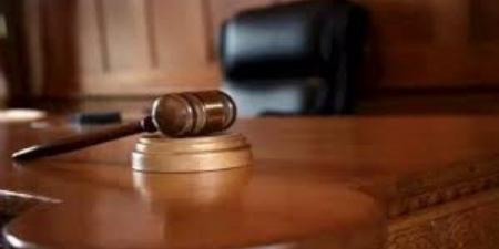 الحكم على 28 متهمًا أجبروا شابين على ارتداء ملابس نسائية بالصف .. غدًا - الكويت الاخباري