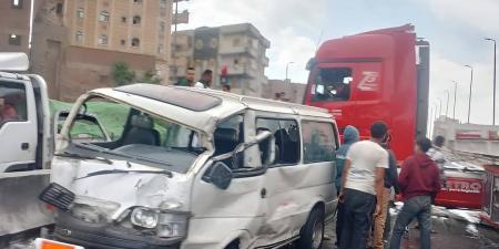 الميكروباص اتطبق.. إصابة 6 أشخاص في حادث تصادم بالمنوفية| صور - الكويت الاخباري