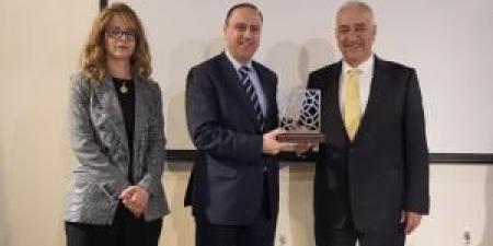 وزير الاتصال الحكومي خلال رعايته مؤتمر الصحافة العلمية في "الشرق الأوسط": الإعلام العلمي هو الخط الدفاعي الأول في مواجهة طوفان المعلومات الزائفة - الكويت الاخباري