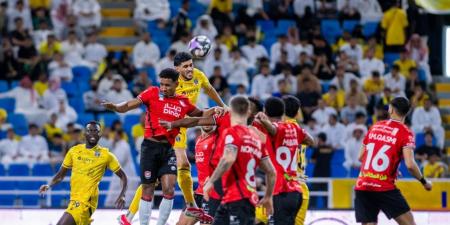 مدرب الرائد يستبعد ثنائي الفريق من مباراة الهلال - الكويت الاخباري