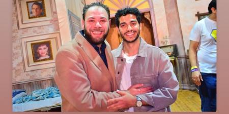 مينا مسعود يشيد بمسرحية في يوم وليلة - الكويت الاخباري