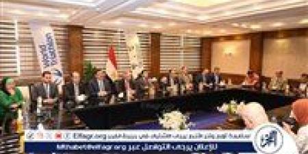 مصر تحتضن البطولات العربية والأفريقية للترايثلون بمدينة الجلالة.. وإنشاء مركز إقليمي لتطوير اللعبة باستاد القاهرة - الكويت الاخباري